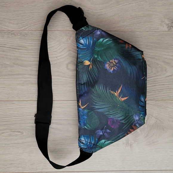 Zoo York Botanical Belt Bag - Picture 4 of 4